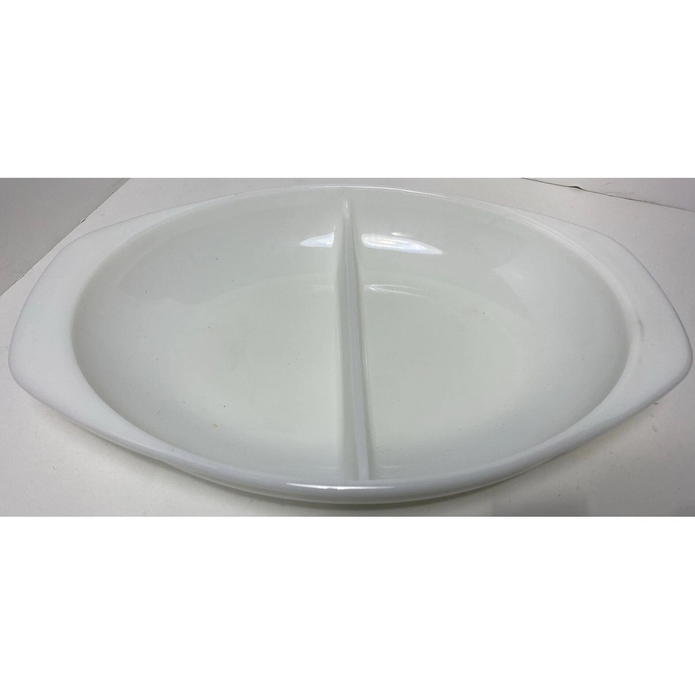 Vintage Pyrex 1083 Milk Glass Divided Casserole Dish Hors D'oeuvres 1.5 Qt USA